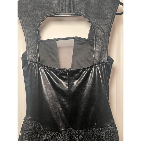 Spirit Halloween Showstopper Bodysuit - Medium - Picture 7 of 7